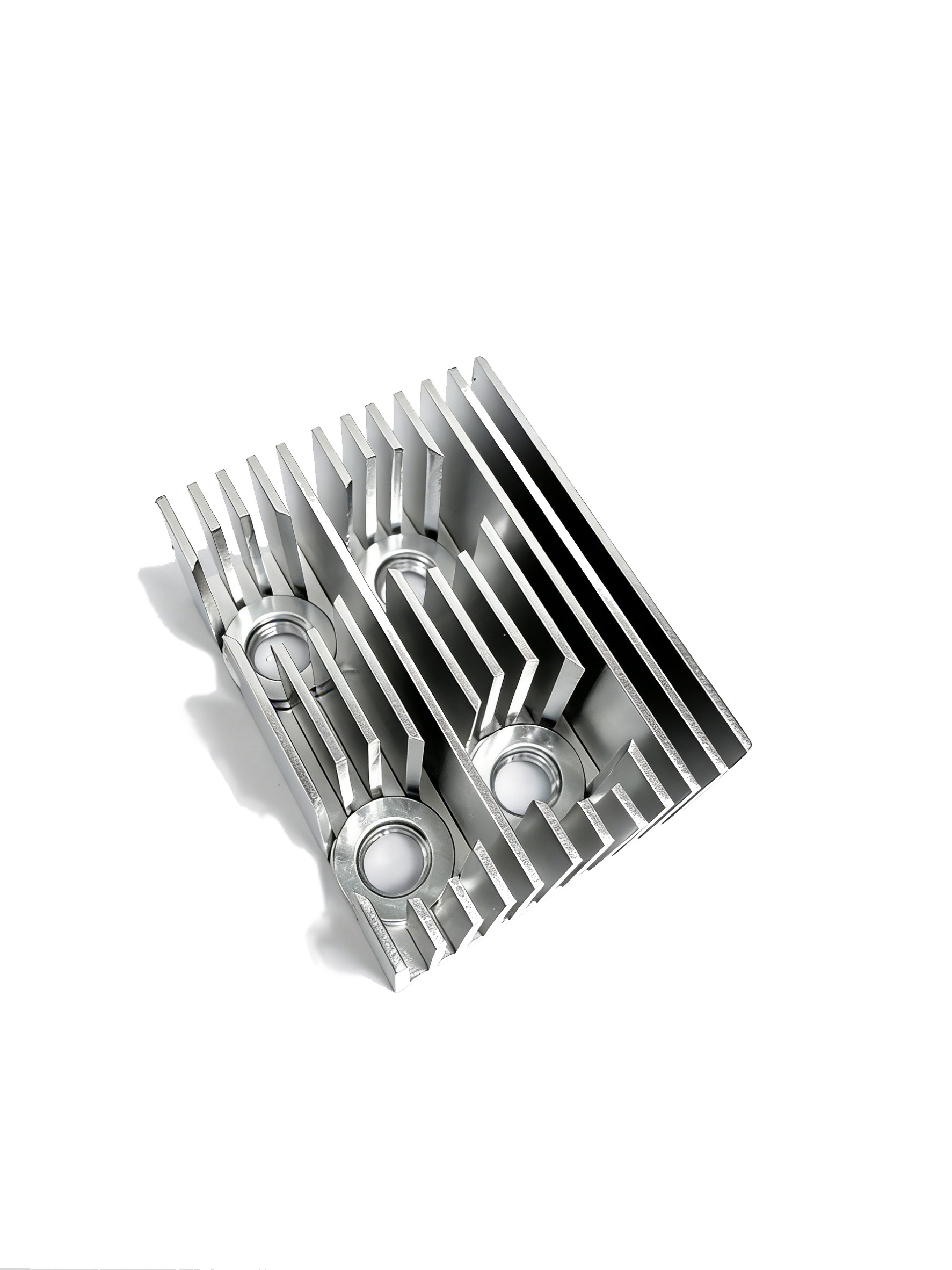AI 算力驱动液冷产业全面爆发，CNC 精密加工成为散热器、液冷板量产核心支撑